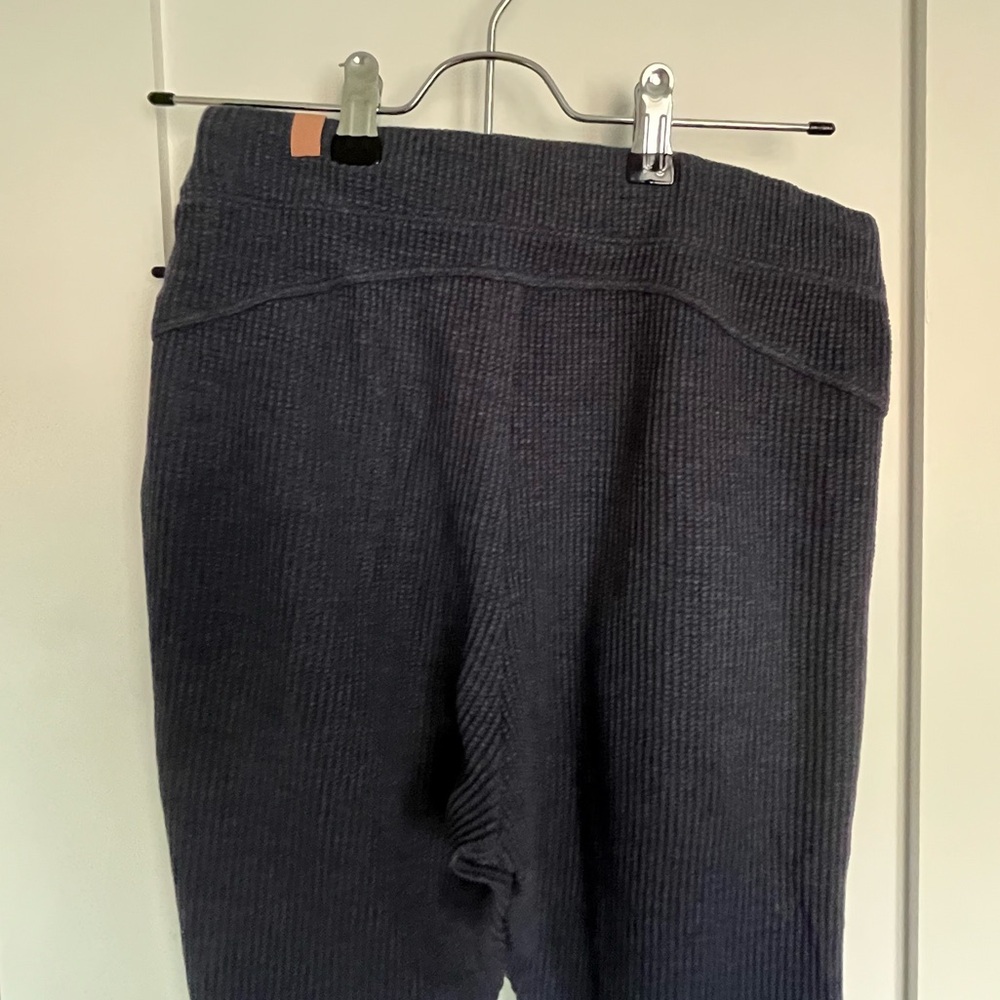 Lunya Restore Thermal Legging - Picture 5 of 6